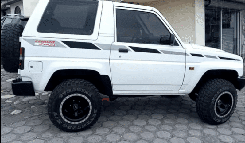 
								Daihatsu Feroza 4X4 completo									