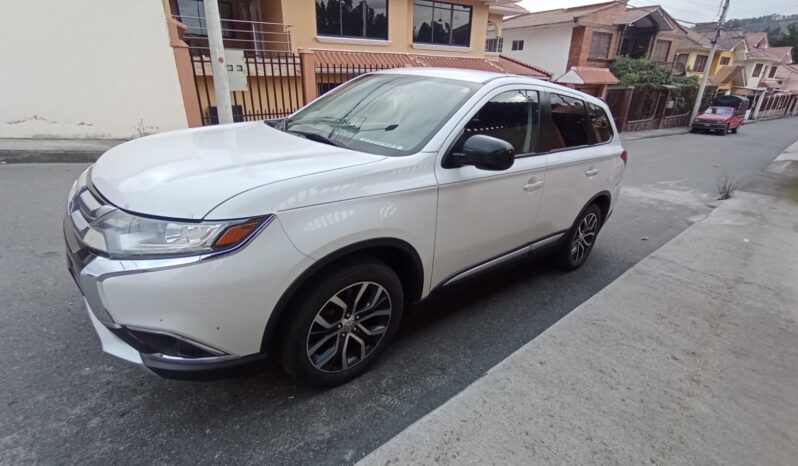 
								2017 Mitsubishi Outlander solo 16000km completo									