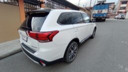 2017 Mitsubishi Outlander solo 16000km